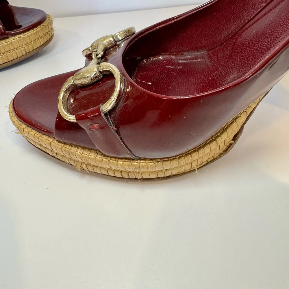 Gucci Burgundy Patent Leather Sandal W Bamboo Platform & Horsebit Accent Sz 8.5 - Picture 11 of 15